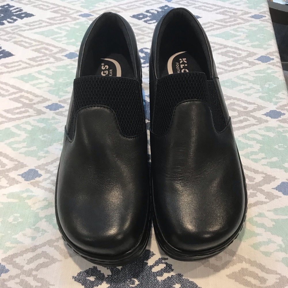 Clogs